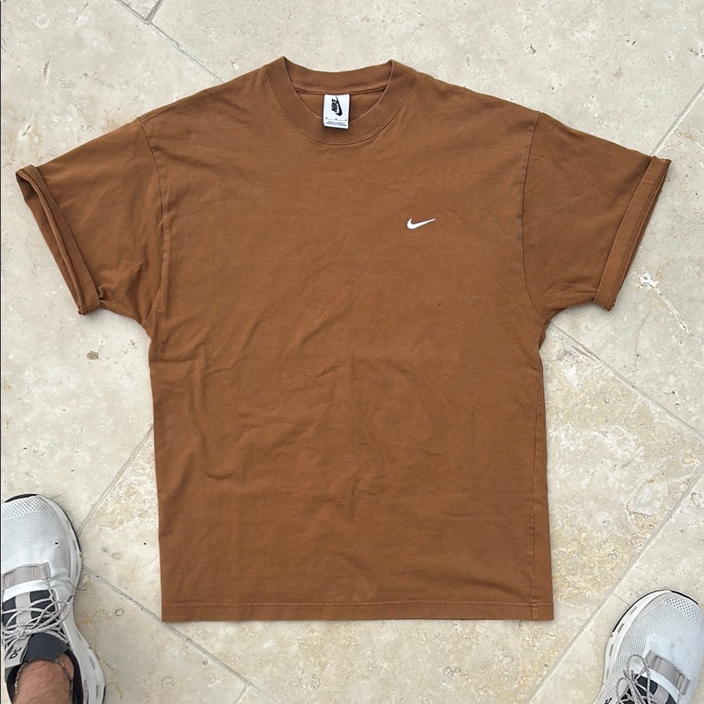 Nike Men's Brown T-Shirt - Size M